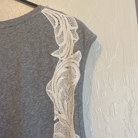 Free People We The Free top grey with lace detail size M - Picture 11 of 12